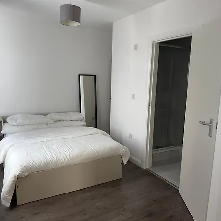 Comfy Studio Flat